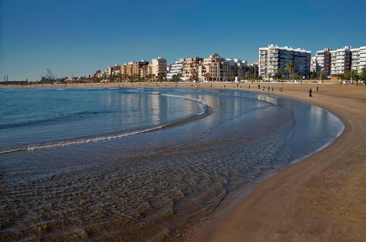 Uim Mediterraneo Pb Aragon B Wifi Puerto de Sagunto Bagian luar foto